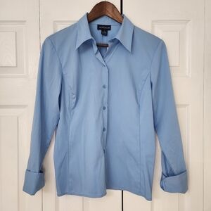 Ann Taylor Cotton Blend Light Blue Button Down Shirt Cuff Sleeves Size 8 New